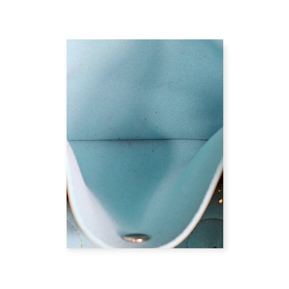 Big Buddha Yellow Perforated Tote Handbag Turquoise Lining Built-In Wallet - Picture 7 of 8